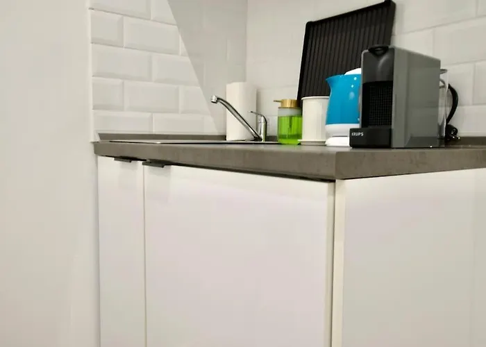 Studio Apartment By Hi- Apartment In Downtown